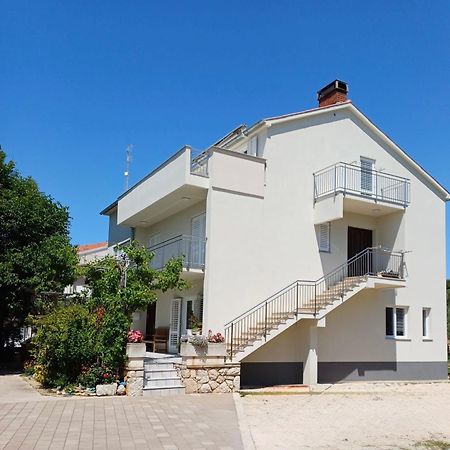 Apartment Vidas Novalja Luaran gambar