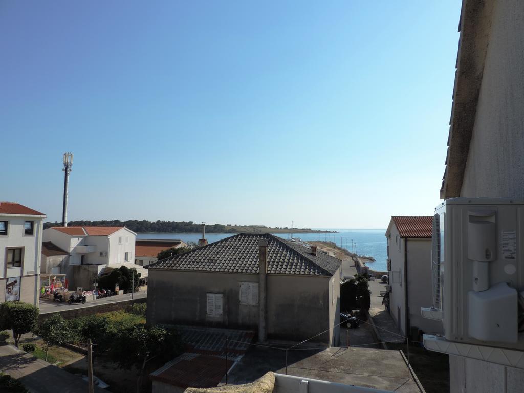 Apartment Vidas Novalja Luaran gambar