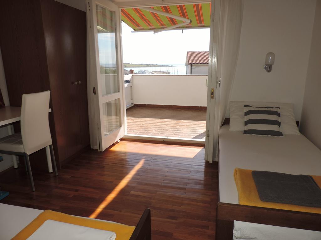 Apartment Vidas Novalja Luaran gambar