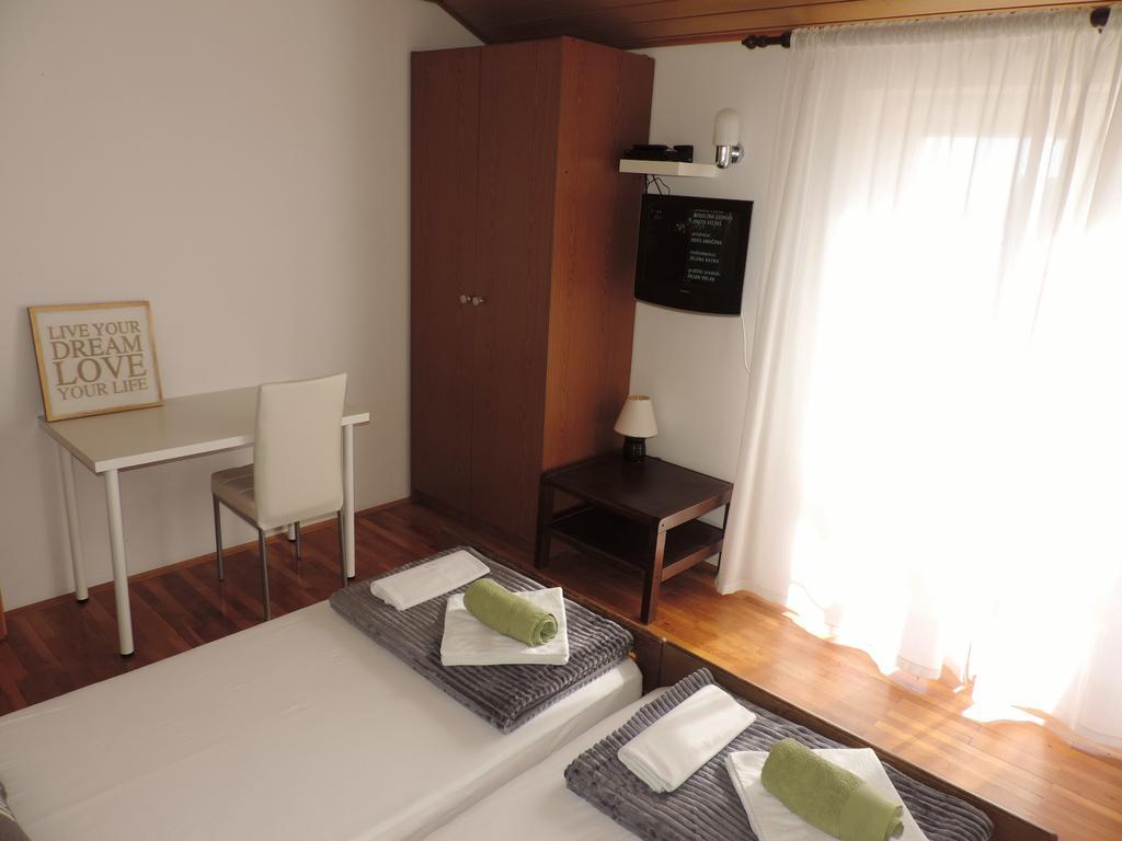 Apartment Vidas Novalja Luaran gambar