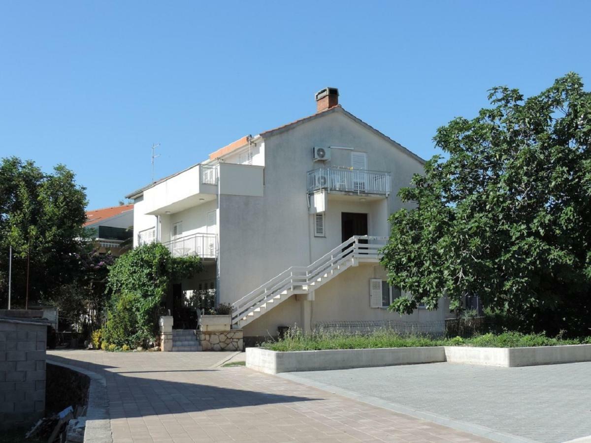 Apartment Vidas Novalja Luaran gambar